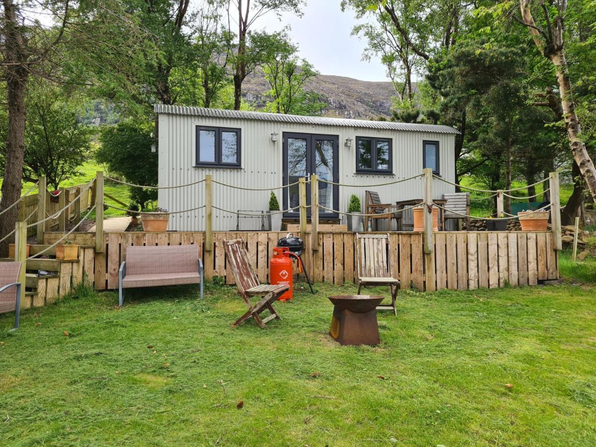 The Bay ,Luxury Shepherds Hut, Dundonnell ภายนอก รูปภาพ